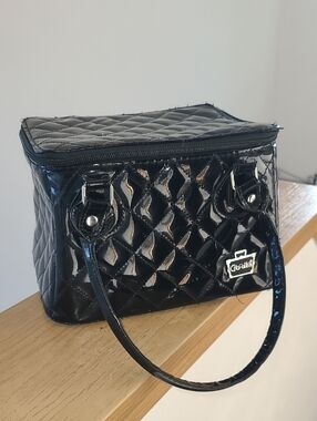 Caboodles Black Quilted Patent Cosmetic Carry Case